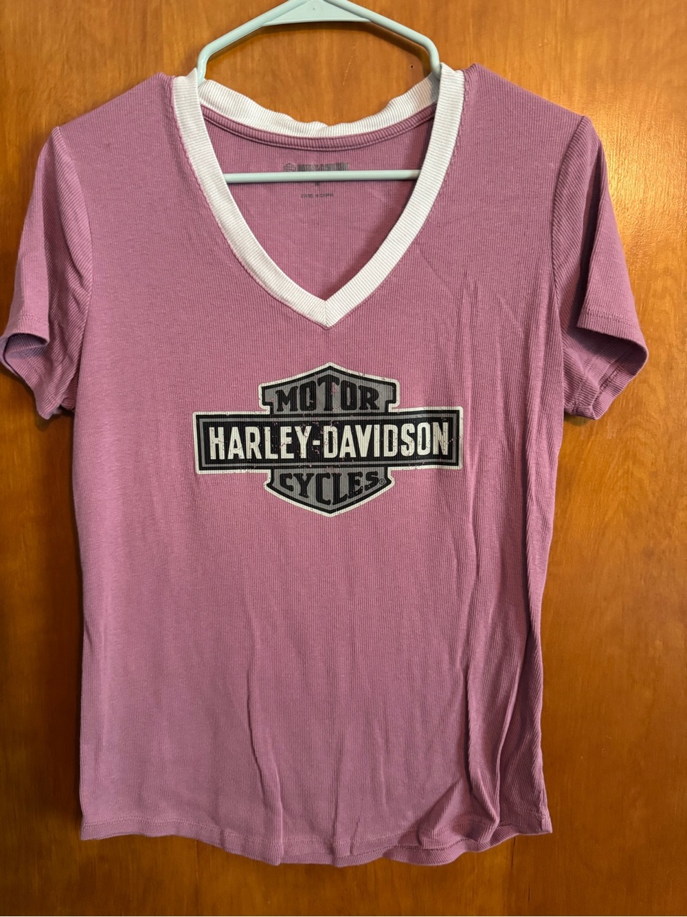 Harley-Davidson Mauve Pink V-Neck Logo Tee with White Trim